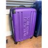 Image 4 : Hard Shelled Luggage