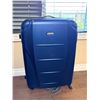 Image 6 : Hard Shelled Luggage