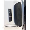 Image 2 : TCL 32" TV with Roku