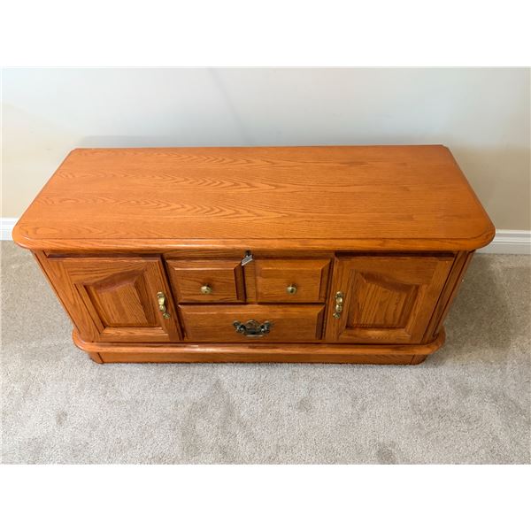 Huppe Chest