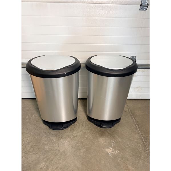 Step Garbage Cans