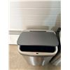 Image 2 : Battery Powered Garbage Cans