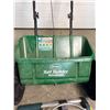 Image 4 : Lawn Care Lot
