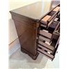 Image 4 : 12 Drawer Dresser & Mirror