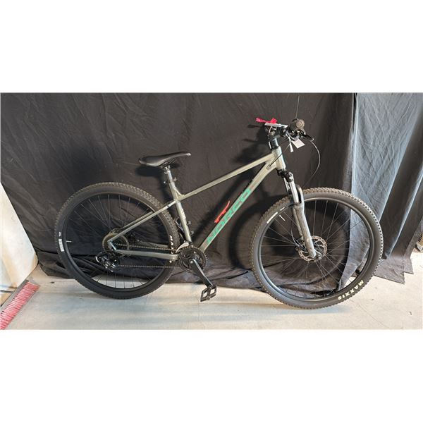 NORCO STORM 21 SPEED GREY MOUNTAIN BICYCLE