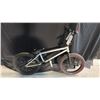 Image 1 : SILVER 1 SPEED BMX BICYCLE