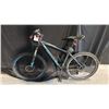 Image 2 : ROPIX TOR 24 SPEED BLACK/BLUE MOUNTAIN BICYCLE