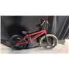 Image 2 : CAPIX RED 1-SPEED BMX BICYCLE