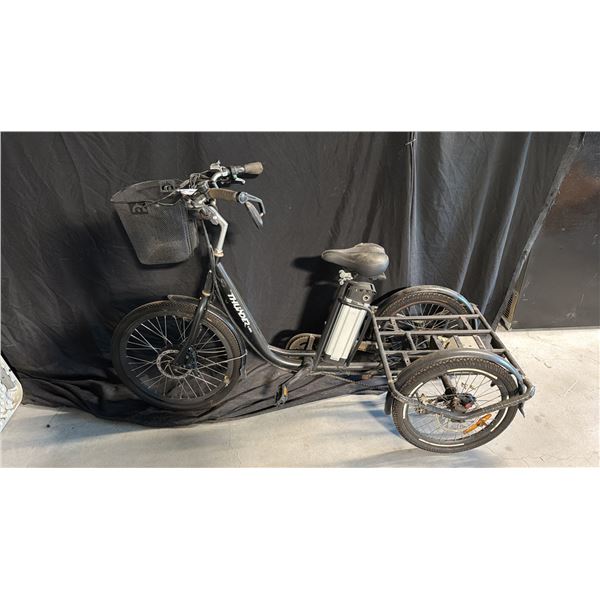 THUNDER E BIKE BLACK 7-SPEED ELECTRIC 3-WHEEL BICYCLE