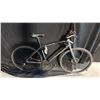 Image 2 : SPECIALIZED GREY 24-SPEED ROAD BICYCLE