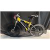 Image 1 : ROCKY MOUNTAIN EDGE BLACK/YELLOW 18-SPEED MOUNTAIN BICYCLE