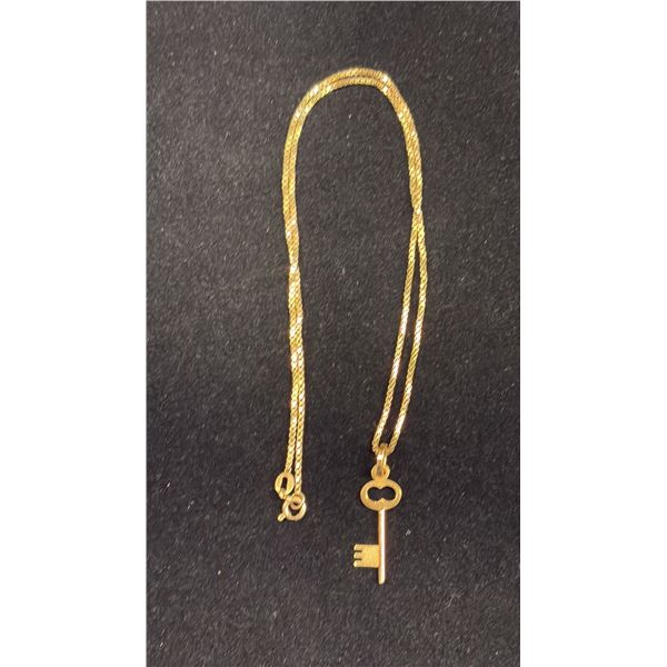 APPROX 10K CHAIN (16 ) WITH APPROX 18K PENDANT (3.8G)