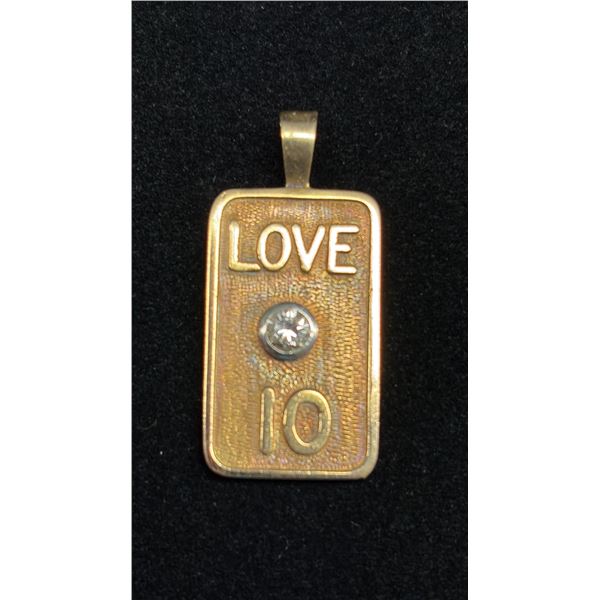 APPROX 14K PENDANT SET WITH DIAMOND (.31CT, 11.6G)
