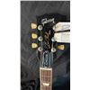 Image 3 : GIBSON LES PAUL DELUX CHERRY SUNBURST, VINTAGE KEYSTONE TURNERS, INDIAN ROSEWOOD FINGERBOARD, CREAM