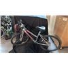Image 1 : MOVELO ALGONQUIN 26 SILVER/PINK 18 GEAR TRAIL RATED BICYCLE