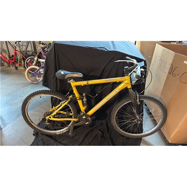 DIAMONDBACK SESSION 21 SPEED YELLOW MOUNTAIN BICYCLE