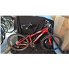Image 1 : GIANT RINCON 24 SPEED RED MOUNTAIN BICYCLE