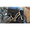 Image 1 : TOWNIE ELECTRA 21D 24 SPEED CRUISER BICYCLE