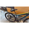 Image 3 : NAVY BLUE ROCKTY MOUNTAIN 21-SPEED FRONT-SUSPENSION MOUNTAIN BIKE