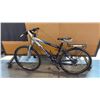 Image 1 : GIANT IGUANA CLASSIC VERSATILE HARDTAIL MOUNTAIN BIKE (27-SPEED AND FRONT-SUSPENSION)