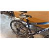 Image 3 : GIANT IGUANA CLASSIC VERSATILE HARDTAIL MOUNTAIN BIKE (27-SPEED AND FRONT-SUSPENSION)