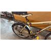 Image 3 : GOLD NORCO BIGFOOT 6061 ALUMINUM 21-SPEED FRONT-SUSPENSION MOUNTAIN BIKE