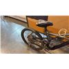 Image 3 : SPECIALIZED ENDURO HIGH-PERFORMANCE FULL-SUSPENSION DOWNHILL MOUNTAIN BIKE