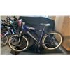 Image 2 : SPECIALIZED HARDROCK 24 SPEED BLUE MOUNTAIN BICYCLE