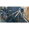 Image 1 : SPECIALIZED 24 SPEED BLACK/WHITE ROAD BICYCLE
