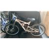 Image 1 : HUFFY ROCK CREEK 18 SPEED WHITE MOUNTAIN BICYCLE