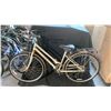 Image 2 : GROUP OF 3 ASSORTED CRUISER AND COMMUTER BICYCLES