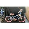 Image 3 : GROUP OF 2 ASSORTED KIDS BICYCLES AND A KIDS TRAINER BIKE