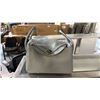 Image 1 : GREY LEATHER HANDBAG