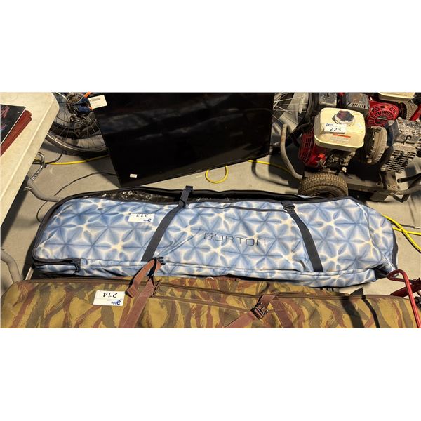 SNOWBOARD EQUIPMENT TRAVEL PACKAGE INCLUDING DECK BINDINGS BOOTS AND PADDED BAG