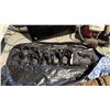 Image 2 : SNOWBOARD EQUIPMENT TRAVEL PACKAGE INCLUDING DECK BINDINGS BOOTS AND PADDED BAG