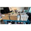 Image 1 : SONICARE FLEXCARE, PLATINUM CONNECTED DIAMONDCLEAN SMART, PROFESSIONAL TRIAL STOCK 7 MASTER CARTONS