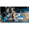 Image 1 : CONVERTIBLE FOLDING HAND TRUCK, DOOR LOCKSETS, HAIR CLIPPERS, AND BULK BATTERIES