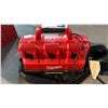 Image 3 : MILWAUKEE MULTI-VOLTAGE MULTI-PORT RAPID BATTERY CHARGING STATION WITH BAG