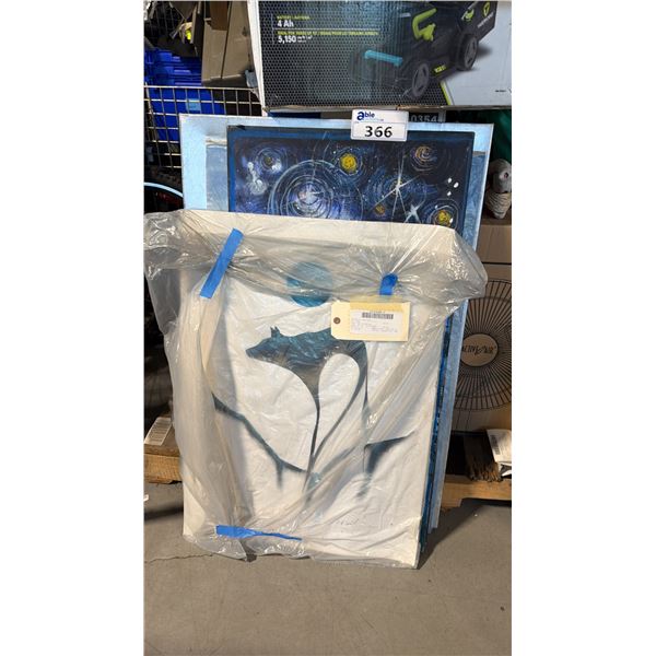 ASSORTED PAINTED CANVAS WALL ART WITH VARIOUS SIZES
