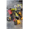 Image 1 : MILWAUKEE GRINDER, RYOBI GRINDER, MACULAR GRINDER, 2 BATTERIES, BITS, CAR JACK, HAND TOOLS &