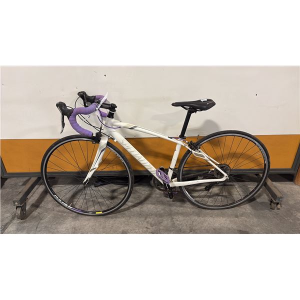 WHITE SPECIALIZED SECTEUR SPORT COMPACT 18-SPEED ZERTZ ROAD BICYCLE