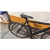 Image 3 : URBAN TRACK FIXED-GEAR BICYCLE MATTE BLACK ALUMINUM STRAIGHT-BLADE FORK 46T CHAINRING