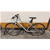 Image 1 : ESPACE URBANIA 21-SPEED SHIMANO EZ-FIRE PLUS LINEAR PULL V-BRAKES STEEL FORK SPORT HYBRID BICYCLE