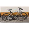 Image 2 : ESPACE URBANIA 21-SPEED SHIMANO EZ-FIRE PLUS LINEAR PULL V-BRAKES STEEL FORK SPORT HYBRID BICYCLE