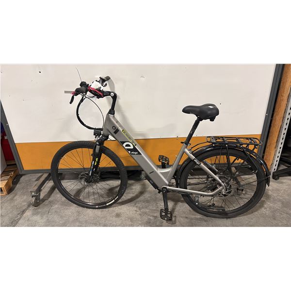 METALLIC BEIGE COMFORT AURA 8-SPEED 48V 500W REAR HUB MOTOR SR SUNTOUR NVX HYDRAULIC DISC BRAKES