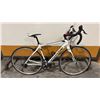 Image 2 : CANNONDALE SYNAPSE SI CARBON BLADED ENDURANCE 18-SPEED ROAD BICYCLE