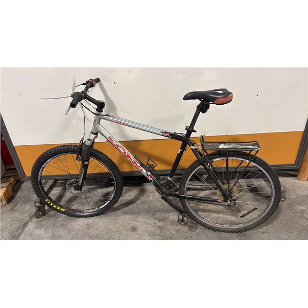 BLACK/SILVER KONA LANA'I 6061 ALUMINUM BUTTED 21-SPEED TRAIL BIKE