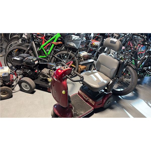 VOYAGER COBRA 778S 3-WHEEL MOBILITY SCOOTER BURGUNDY RED HIGH BACK CAPTAIN SEAT *NO BATT/KEY/CHARGER