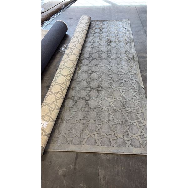 SOFT GREY FABLES COLLECTION FB46 TRELLA HIGH-LOW PATTERNED AREA RUG 7'6" X 9'6" FEET