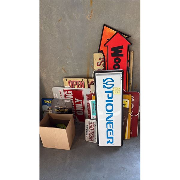 LOT OF MISC COLLECTABLE SIGNS